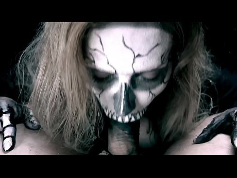 ❤️ Demon puella sugentem gallum cum nigro ore suo deglutivit cum . Beautiful porn  apud nos
